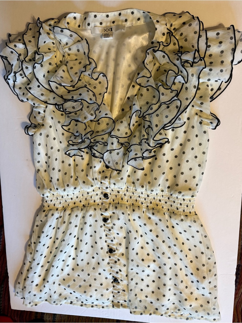 XXI Polka Dot Ruffle V-Neck Flutter Sleeve Blouse Cream Black Size Medium